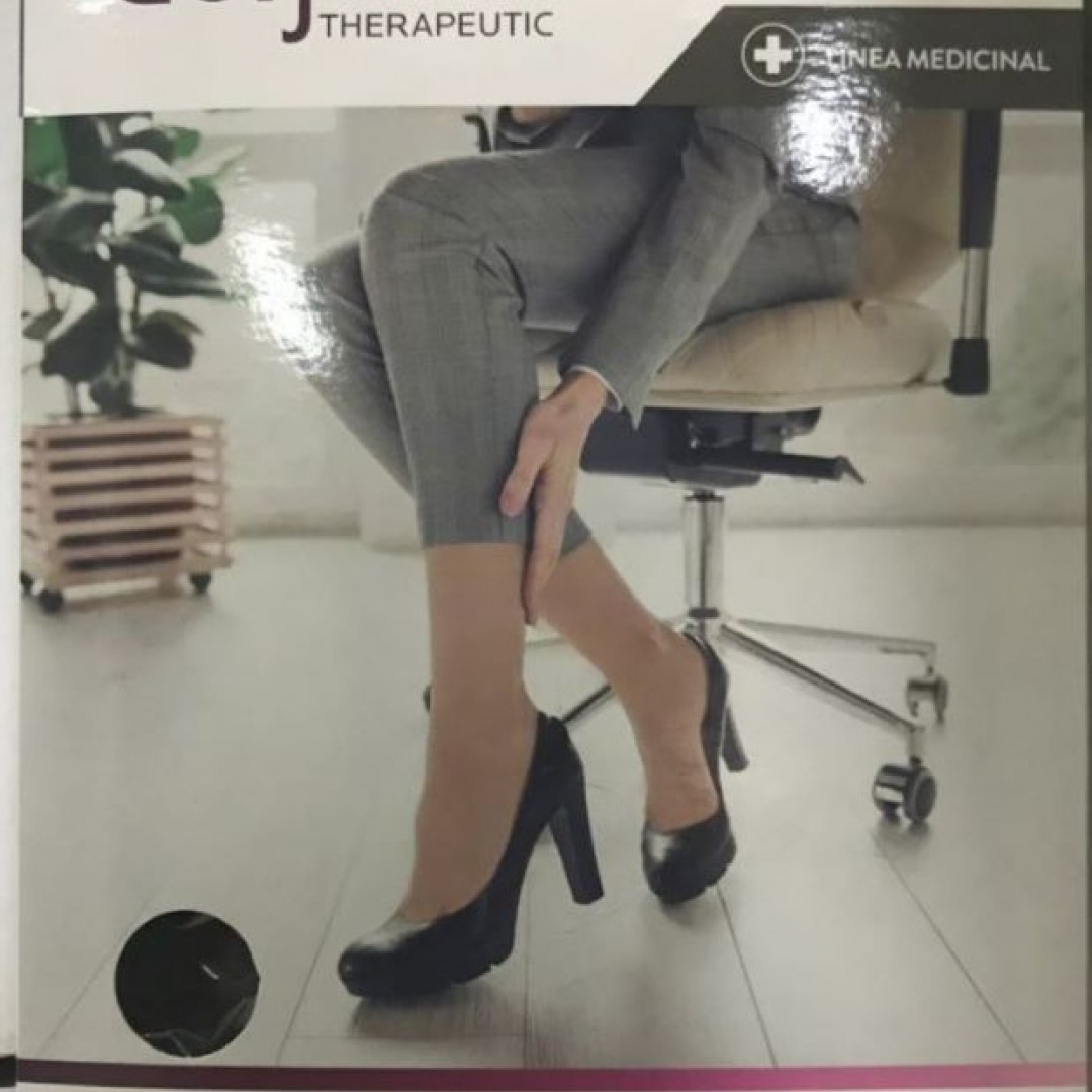 media-gelform-terapeutica-con-punta-cerrada-ideal-viajes-15-20-mmhg-10506